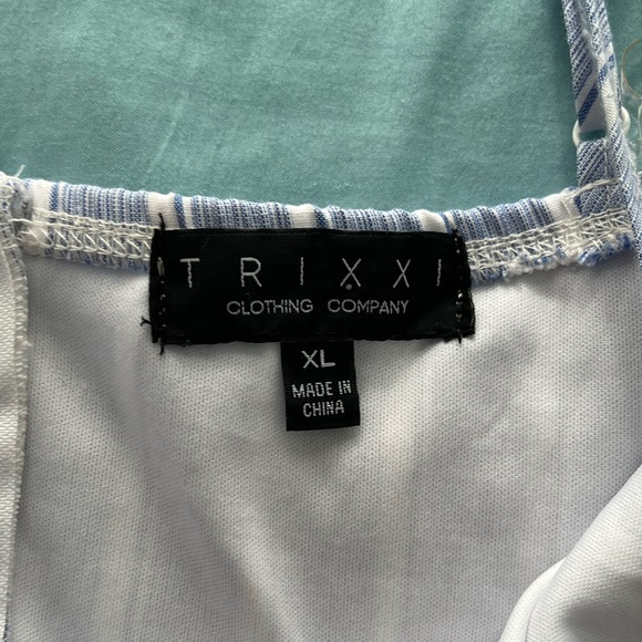 Adorable dress from Franchescas - Picture 5 of 5